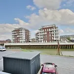 Marina, Cm24b *