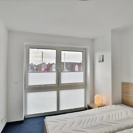 Marina, Cm24b Feriehus *